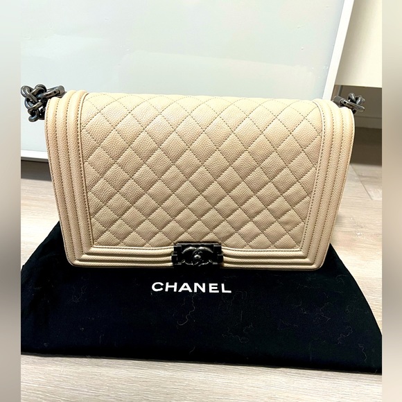 Chanel le boy new medium beige - Picture 1 of 15